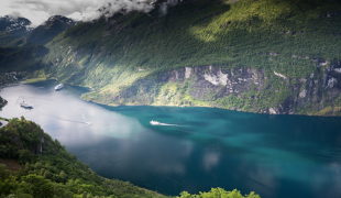 Fiordo noruego Beirangerfjord